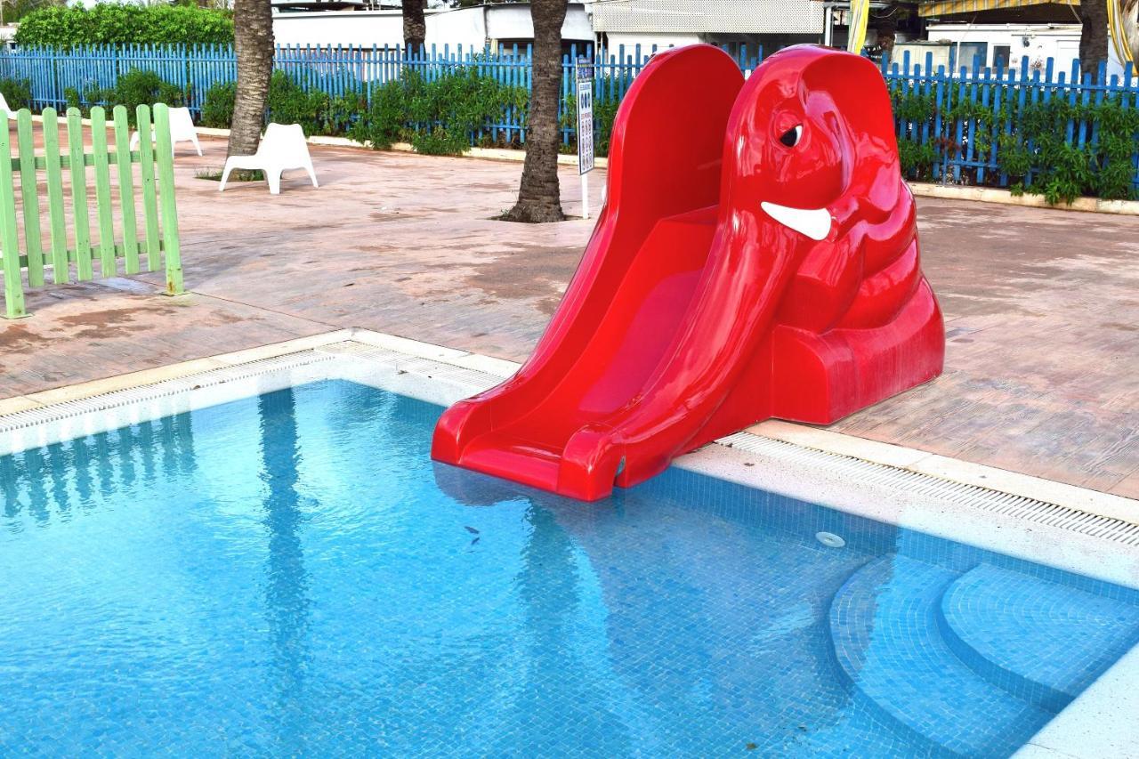 Bungalow En Camping De La Manga Экстерьер фото
